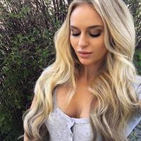 Anna Nyström taking a selfie