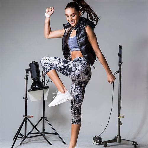 Kayla Itsines Pictures Kayla Itsines