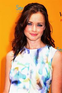Alexis Bledel at the 2010 Veuve Clicquot Manhatten Polo Classic on June 27, 2010