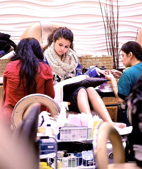 Selena Gomez in Encino 1/3/13  