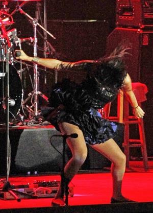 Selena Gomez performance in Pomona, September 18, 2010 
