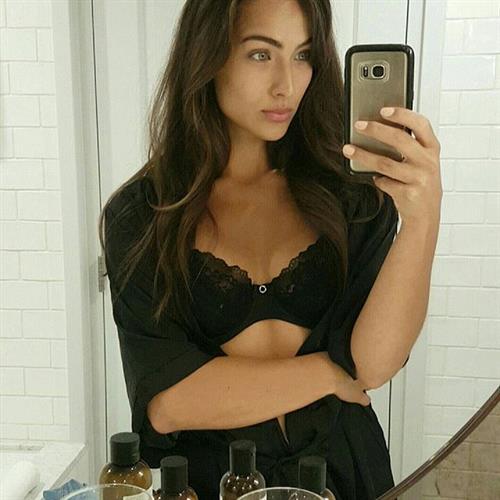 Nochtli Peralta Alvarez taking a selfie