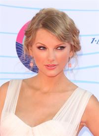 Taylor Swift at the 2012 Teen Choice Awards in Universal City July 22, 2012 