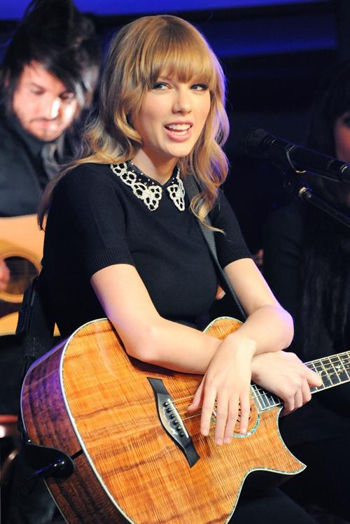 Taylor Swift performs at a private concert for NRJ on a barge on The Seine January 28, 2013 