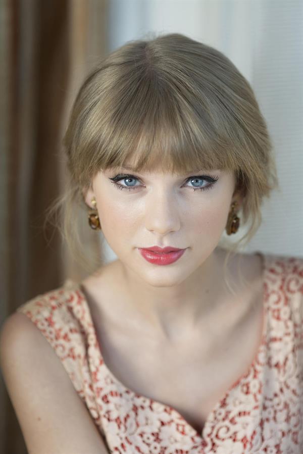 Taylor Swift - Christian Sinibaldi photoshoot 2012 