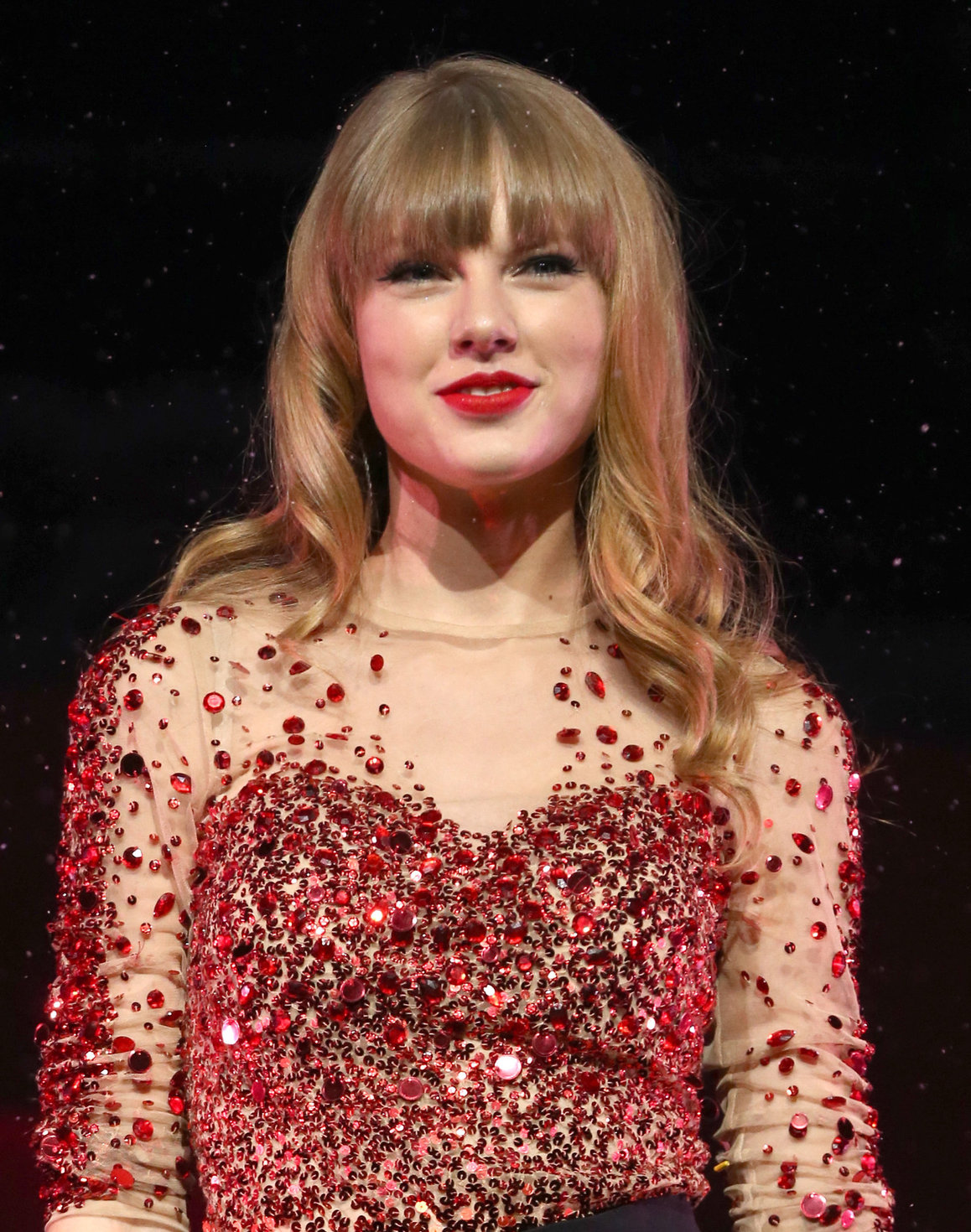 Taylor Swift at the KIIS FM 2012 Jingle Ball concert at Nokia Theatre in Los Angeles - December 1, 2012 