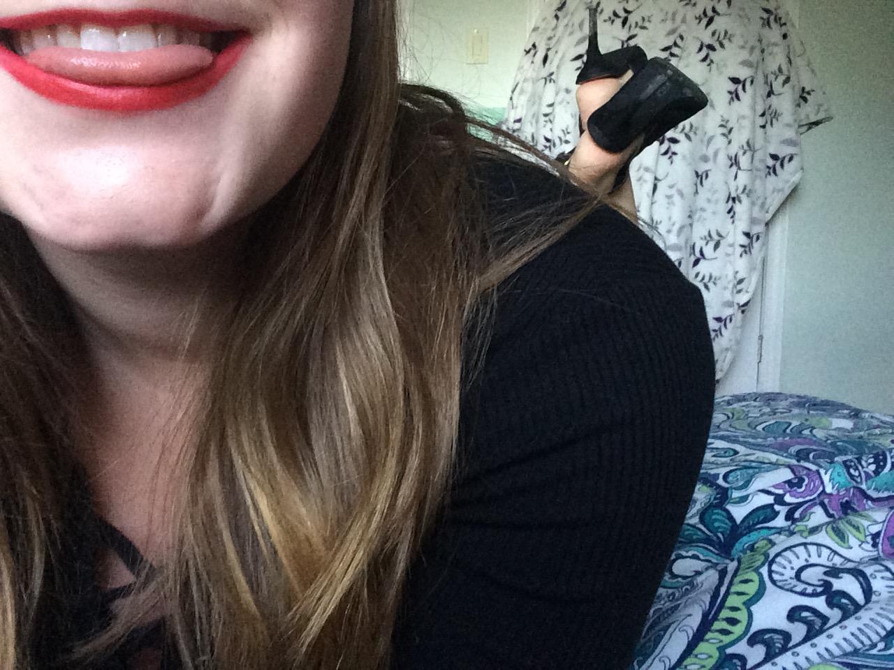 angiebeaum taking a selfie