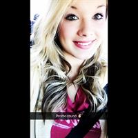 Mariah Alexis Vest taking a selfie