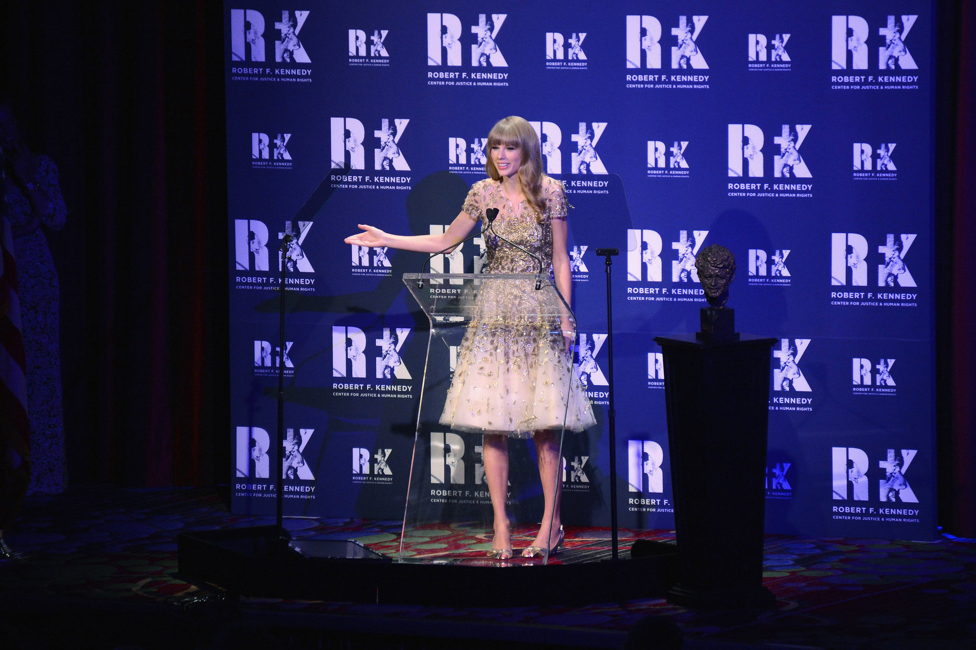 Taylor Swift Ripple of Hope Gala at The New York Marriott Marquis March 12, 2012 