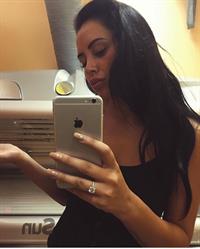 Marnie Simpson taking a selfie