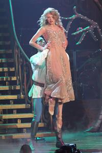 Taylor Swift performing live at prudential center in Newark July 20, 2011