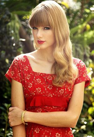 Taylor Swift - Matt Sayles portrait session in Beverly Hills on October 17, 2012