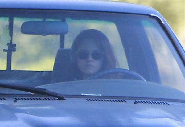Kristen Stewart driving in Los Angeles - October 30, 2013  