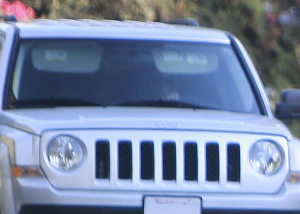 Kristen Stewart driving in Los Angeles - October 30, 2013  