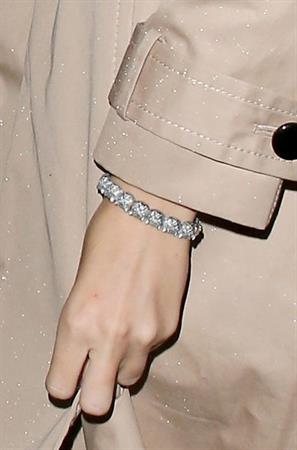 Taylor Swift arrives at her hotel after Factor at Wembley Stadium October 5, 2012 