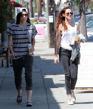 Kristen Stewart in Los Angeles (July 9, 2013) 