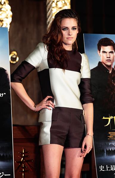 Kristen Stewart The Twilight Saga: Breaking Dawn Part 2 photocall in Tokyo on October 24, 2012 