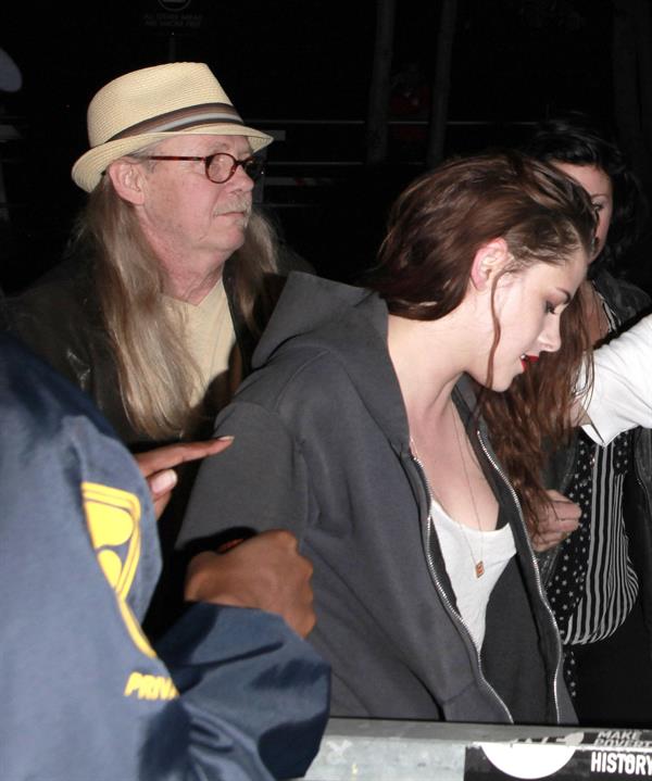 Kristen Stewart - Florence and the Machine concert Los Angeles 10/7/12 