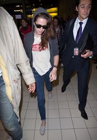Kristen Stewart at Roissy Charles de Gaulle airport Paris 9/26/12