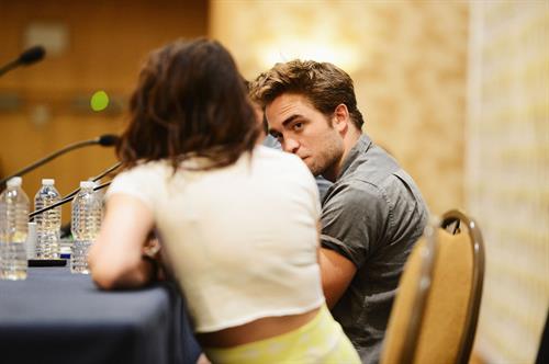 Kristen Stewart -  The Twilight Saga: Breaking Dawn - Part 2  Comic-Con Press Conference in San Diego (12 Jul 2012)