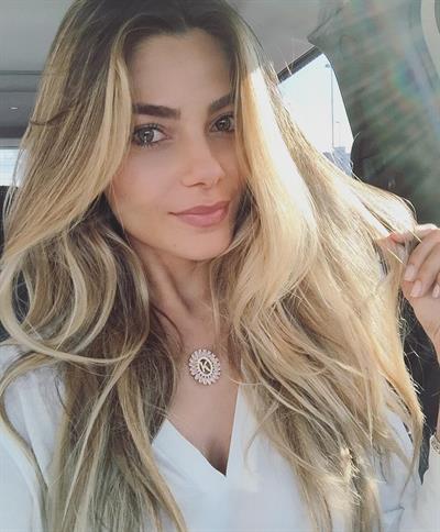 Karina Flores taking a selfie