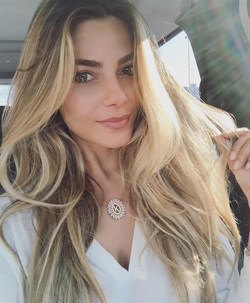 Karina Flores taking a selfie