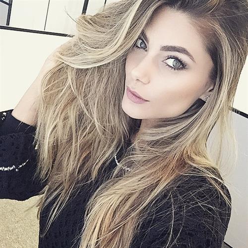 Karina Flores taking a selfie