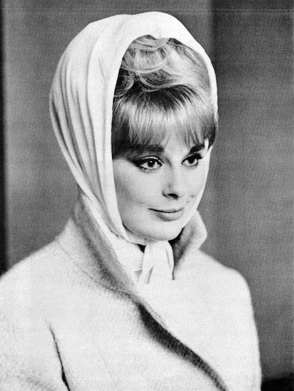 Elke Sommer