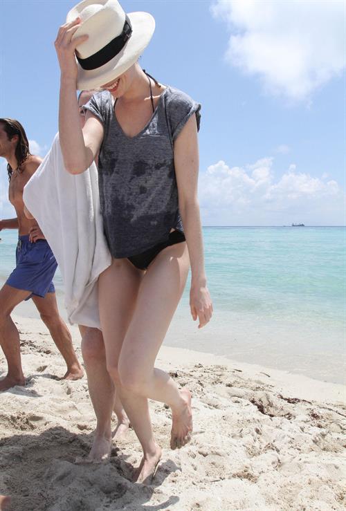 Anne Hathaway on a Beach in Miami 11 05 12 