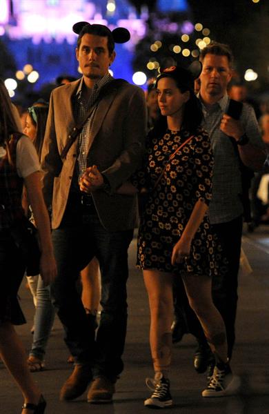Katy Perry – candids at Disneyland in Anahiem 10/7/13  
