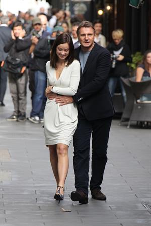 Olivia Wilde Filming  Third Person  in Rome (10/17/12) 