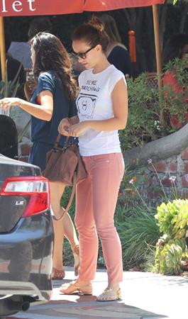 Olivia Wilde - at the Alcove Cafe in Los Feliz - August 15 2012