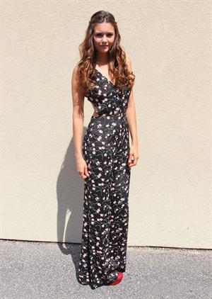 Nina Dobrev - Outside Barnes & Nobel in Atlanta - September 15, 2012