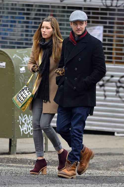 Jessica Biel taking a stroll with her fairly unknown boyfriend in New York City (01.03.2013) 