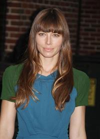 Jessica Biel Arrives for The Late Show With David Letterman in New York City (November 19, 2012) 