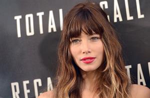 Jessica Biel poses at the Total Recall - Los Angeles Photo Call on July 28, 2012 in Beverly Hills, California
