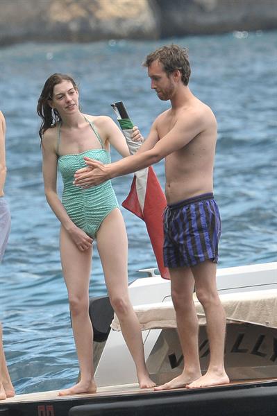 Anne Hathaway on vacation in Italy July 22, 2011 