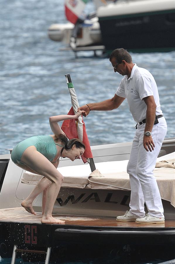 Anne Hathaway on vacation in Italy July 22, 2011 