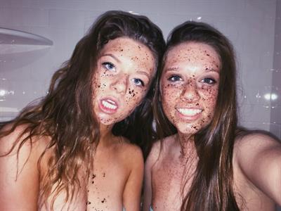 Kendal Crowley taking a selfie