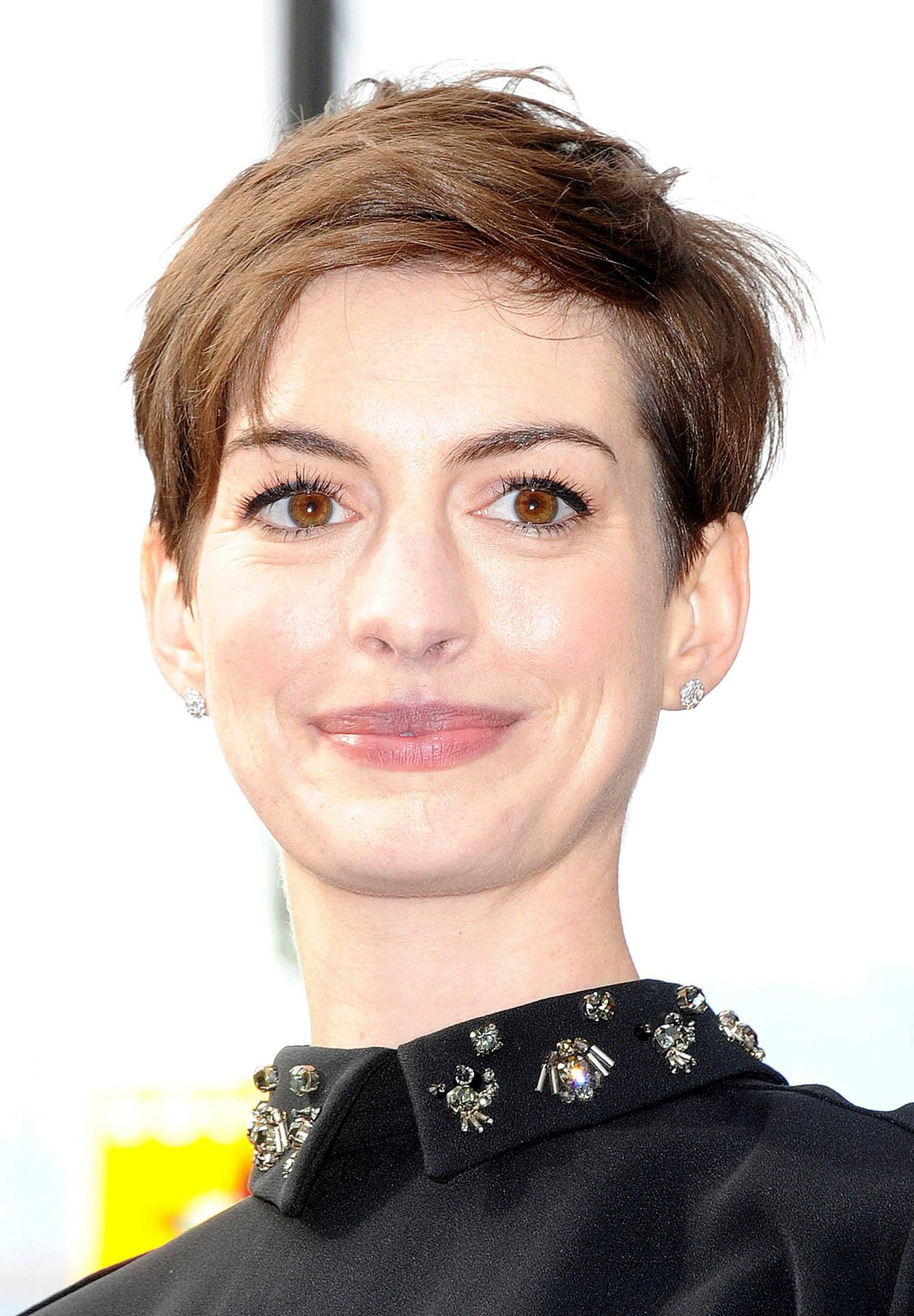Anne Hathaway attends the Hugh Jackman Hollywood Walk Of Fame Ceremony in Hollywood December 13-2012 
