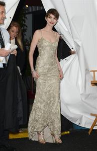 Anne Hathaway attends the Critics' Choice Movie Awards 2013 with Skinnygirl Cocktails at Barkar Hangar