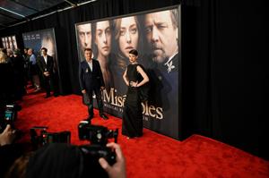Anne Hathaway Les Miserables NY Premiere December 10-2012 