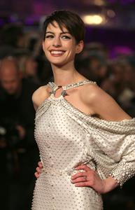 Anne Hathaway  'Les Miserables' World Premiere at the Odeon Leicester Square in London - December 5, 2012 