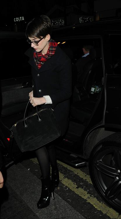 Anne Hathaway leaving her hotel and heading to the Empire Cinema Theatre in London - December 4, 2012