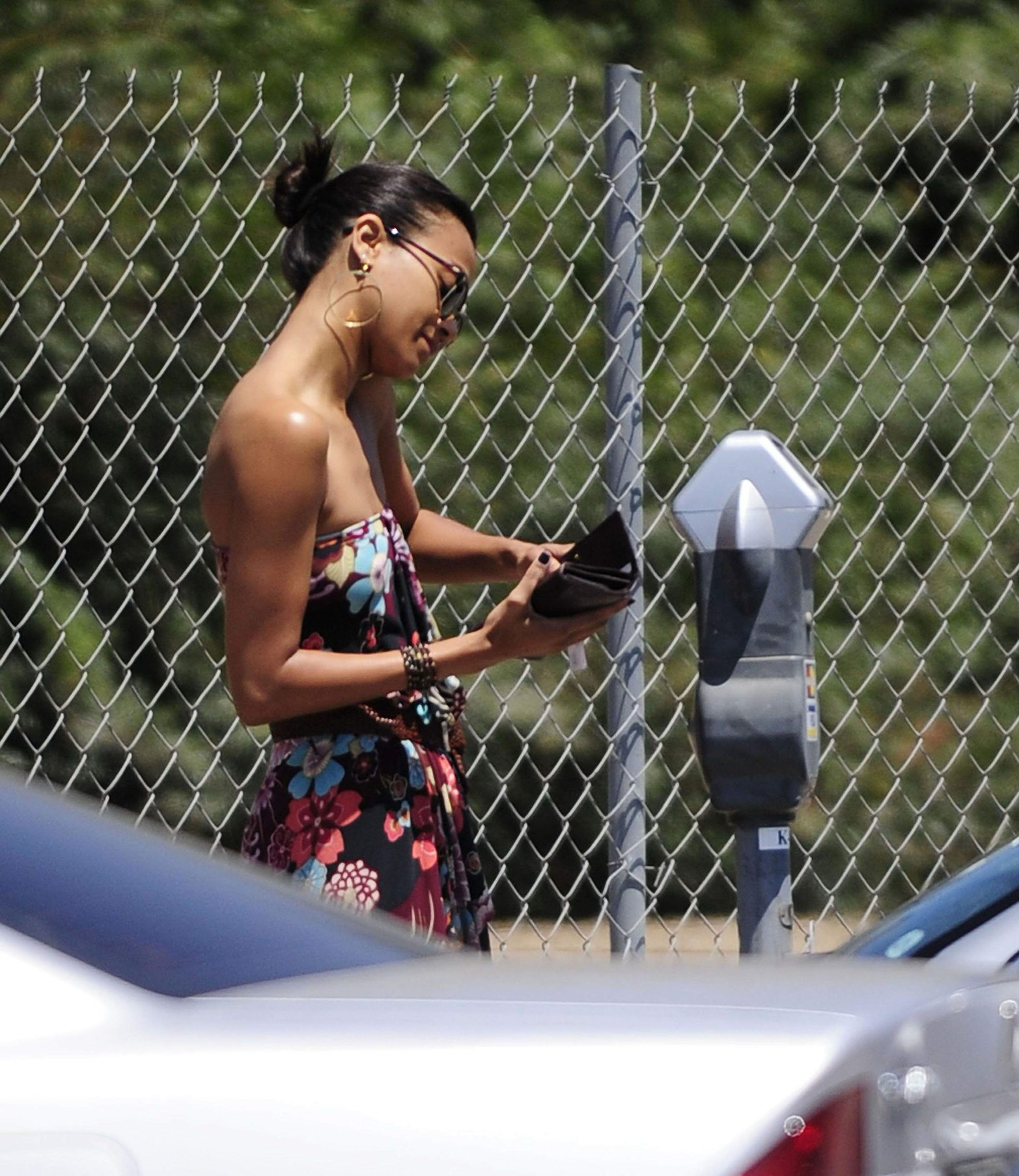 Zoe Saldana runs errands in LA August 5, 2011  
