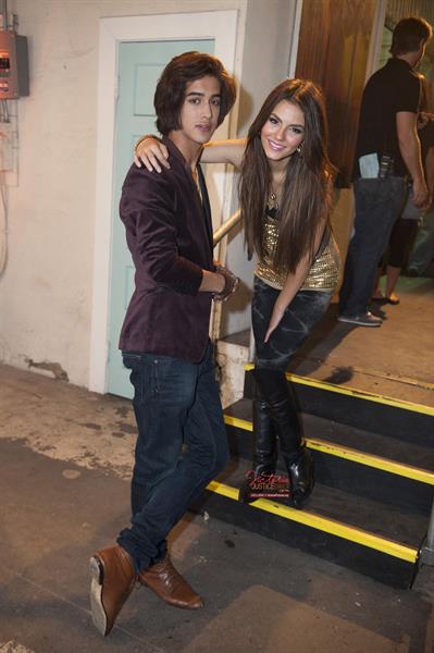 Victoria Justice fst 'Freak the Freak Out' music video set stills 2010 