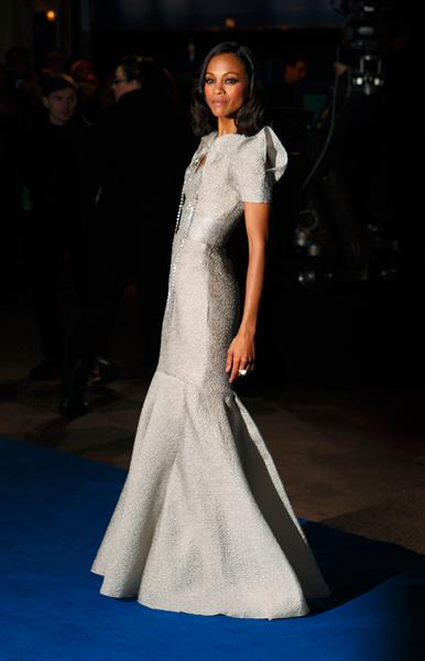 Zoe Saldana at  Avatar  World Premiere in London 10-12-2009