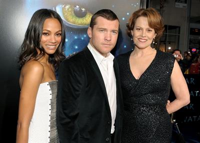 Zoe Saldana ''Avatar'' Premiere in Los Angeles December 16, 2009   