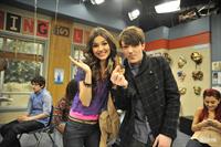 Victoria Justice Victorious Season 3-Episode 8 'April Fools' Blank' stills 