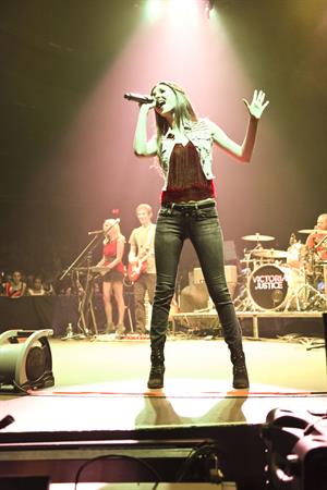 Victoria Justice video 2012 South Shore Music Circus 8/15/12 